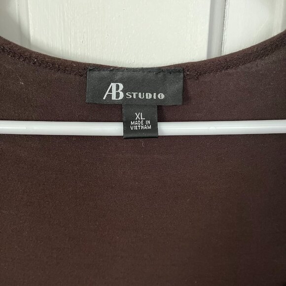 Women's AB Studio Top, Brown, XL. Short sleeve, square neck - Picture 4 of 5